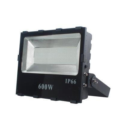 China Sports Stadiums 200W Led Reflector Spot Lighting Waterproof IP65 30W 50W 100W 150W LED Outdoor Flood Light for sale