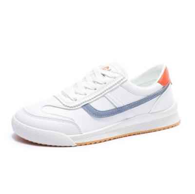 China Fashion Trend UP-3594r White Flat Shoes 2021 Casual Women Sport Shoes for sale