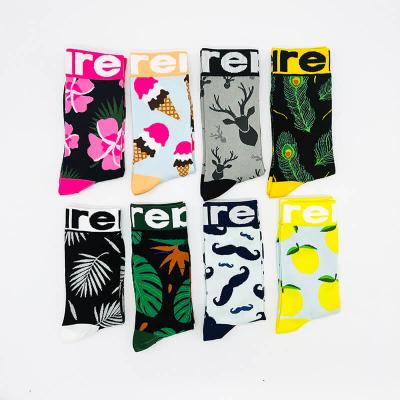 China Viable Custom Design Colorful Women Cotton Men Daily Casual Fancy Socks Fashion Socks for sale