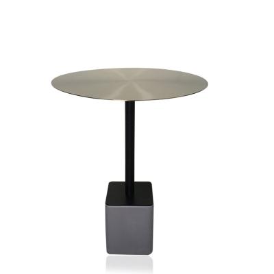 China Modern Side Table Design Modern Cement Round Metal Luxury Home Coffee Table for sale