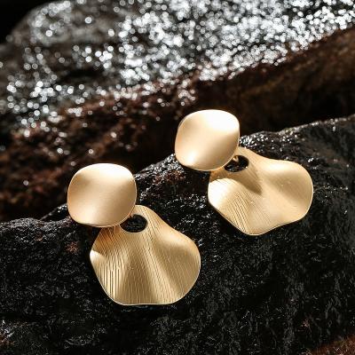 China Vintage Eco-Friendly Elegant Geometric Simple Earrings Matte Gold Silver Finishing Zinc Alloy Drop Earrings For Women for sale