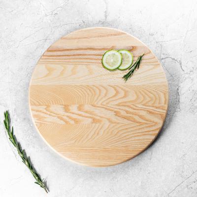 China Sustainable Ash Wood Cutting Board Wooden Pallet Round Cheese Board Countertops Cutting Plates For Meatloaf Serving Board for sale