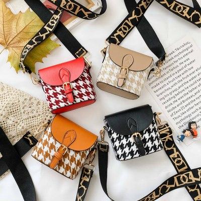 China Preppy Style 2021 Fashion Latest Houndstooth Bags Kids Handbags Ladies Shoulder Girls Casual Bags for sale