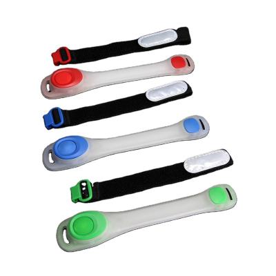 China Steady/Instant/On/Off High Visibility Up Sports Arm Band Light On Led Wristband Flasher Armband For Runner for sale