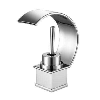 China Contemporary Bathroom Waterfall Basin Faucet Deck Mounted Single Hole Chrome Basin Faucet for sale