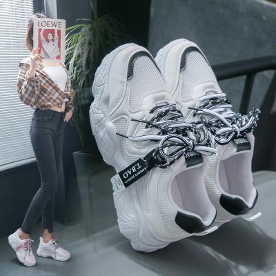 China Lightweight Platform Shoes Leisure Sports Running Shoes Women White Sandal for sale