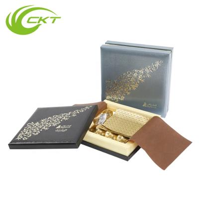 China Recycled Smooth Materials Luxury Soft Touch Cardboard Paper Packaging Dividers Sweet Chocolate Gift Box for sale