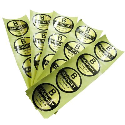 China Waterproof Self Adhesive Decorative Bottle Roll Vinyl Sticker Label Printing With Custom Logo for sale