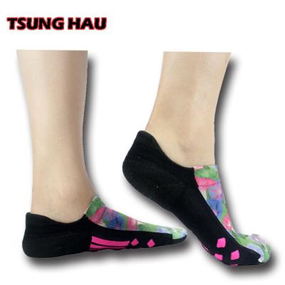 China Athletic Cushion 3D Arch Support Ankle Socks for sale