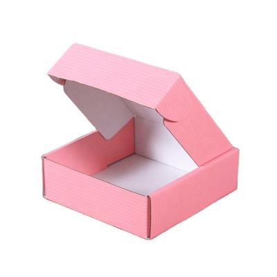 China Custom Shipping Cardboard Recycled Materials 15*15*5cm Logo Mailers Cheap Packing Cardboard Small for sale