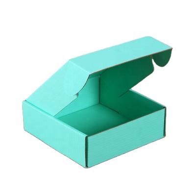 중국 Recycled Materials 38*28*8cm Wholesale Cardboard Paper Shipping Box For Packaging 판매용