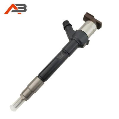 China Inyectores New Diesel Injector 295050-1760 Common Rail Diesel Fuel Injector 1465A439 For MITSUBISHI L200 TRITON 4N15 ENGINE for sale