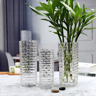 China Zhejiang Modern Minimalist New Type Reversible Clear Crystal Tall Glass Vase 24inch Single Glass Wedding Centerpiece Vases Flower Vase for sale