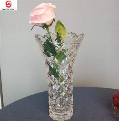 China Wholesale Minimalist Customize Wedding Elegant Centerpiece H - 22 inch - Tall Reversible Trumpet Glass Vase for sale