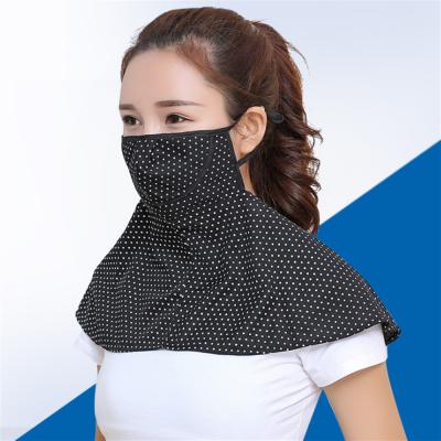 China Balaclava Outdoor Travel Face Cover Protection Sunscreen Motorcycle Outdoor Riding Camping Seamless Neck Scarf for sale