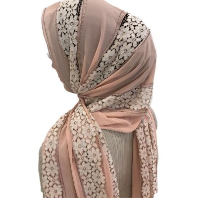 China 2020 Factory Wholesale 62*180cm New Lace Chiffon Splicing Muslim Fashion Diamond Ladies Women Chiffon Shawl Scarf Hijab for sale