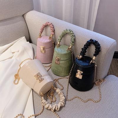 China Fashion 2021 Spring Women Lady Ruched Handle Crocodile Lock Bucket Handbag Alligator Shoulder Bag Chains Mini Round Crossbody Bags for sale