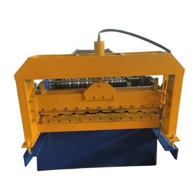 China New Design Hotels High Speed ​​Servo Motor Roof Sheet Making Roll Forming Machine for sale