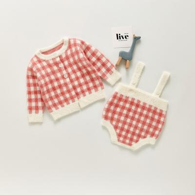 China Autumn Winter Babies Anti-Shrink Clothes Set Full Sleeves Plaid 2pcs Infant Outfit Christmas Clothing Set for sale