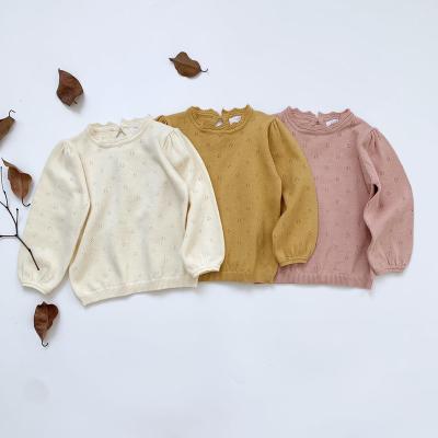 China Autumn and Winter New Girls' Lantern Sleeve Hollow Sweater Children's Breathable Sweater for sale