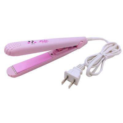 China Safety Protect New Electronic Ceramic Fast Straightener Mini Hair Flat Iron Portable Hair Straightener for sale