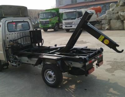 China 5 Ton Hook Lift Rear Loader Garbage Truck 5920*2340*2720 for sale