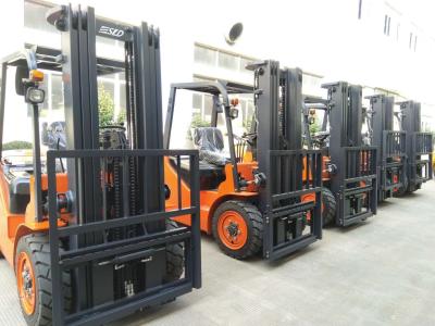 Κίνα Αυτόματο diesel μετάδοσης Forklift diesel 2,5 τόνου με το διπλό/τρηπλό πλήρη ελεύθερο ιστό προς πώληση