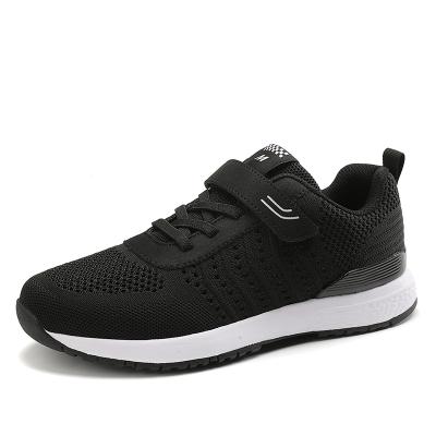 China 2021 New Fashion High Quality Running Men's Sports Breathable Shoes for sale