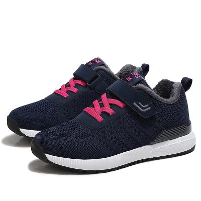 China Original New Arrivals Style Flyknit Lightweight Sports Running Shoes For Women Ladies for sale