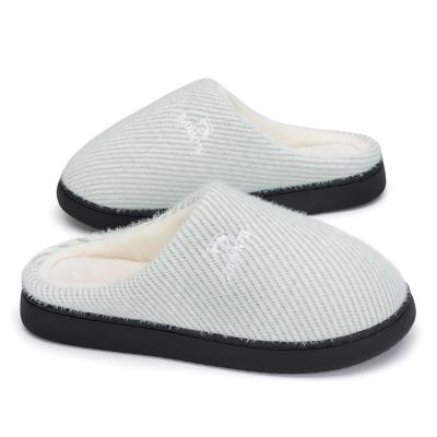 China Fashion Trend Shoe Women Fashion Hot Selling Home Slippers Indoor Comfortable Closed Toe Shoes For Men And Women for sale