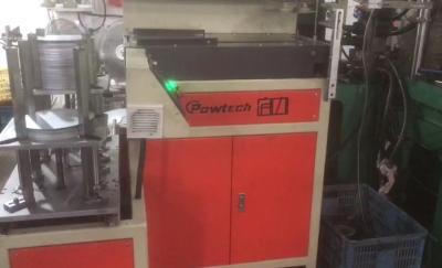 China Maßgeschneiderter Filterrohstoff mit langer Filterlaufzeit und geringem Gewicht zu verkaufen