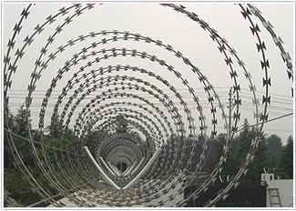 China Single Twisted Barbed Wire for sale