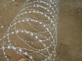 China Galvanized Barbed wire for sale