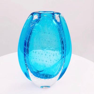 China Decoration Environmental Luxury Handmade Blown Art Restaurant Glass Blue Glass Vase for sale