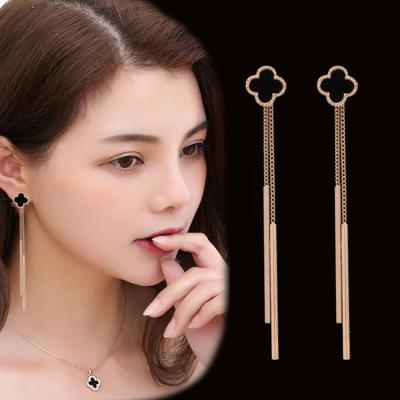 China Temperament Women's Casual/Sports Needle Silver Petal Personality All-match Long Ring Single Earring Tassel Ear Earring for sale