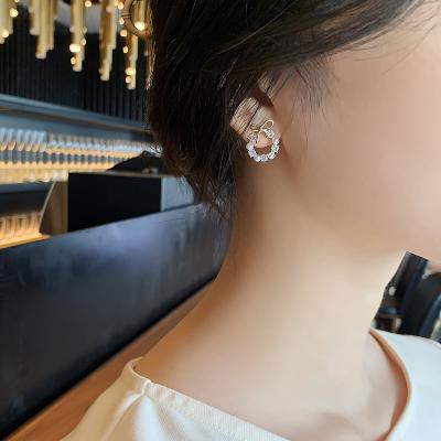 China Temperament female net red earrings fashionable small casual/sporty bow earrings 2021 new 925 sterling silver silver stiletto earrings for sale