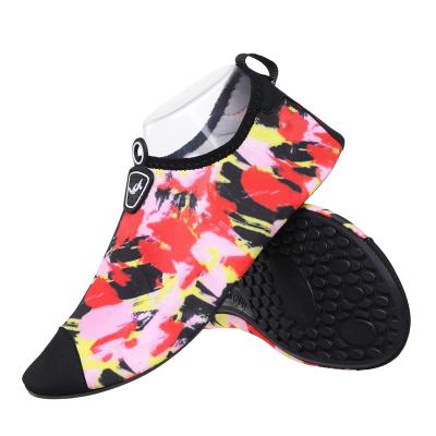 China Fashion Trend Slip Non Qucick Dry Bare Foot Shoes Water Beach Walking Shoes for sale