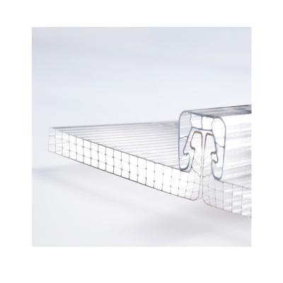 China Light Transmission China Suppliers 10mm U-lock Polycarbonate Roofing Systems for sale