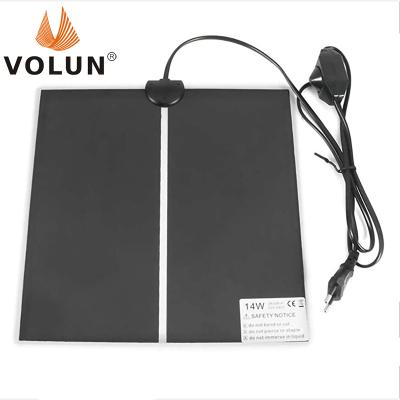 China Viable Hot Sale Europe Standard Pet Heater Pad 28 x 28cm 14W 220V with Temperature Switch Power Cord Reptile Heater Pad and Two Plugs for sale