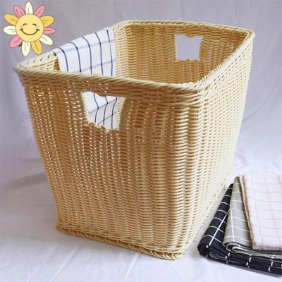 China Sale Viable Battered Laundry Storage Bins Toys Woven Baskets For Clothes Laundry Basket Storage Organizing Plastic Basket for sale