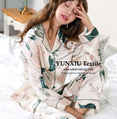 China 2019 hotsale breathable printing silk pajamas stock all no minimum for sale