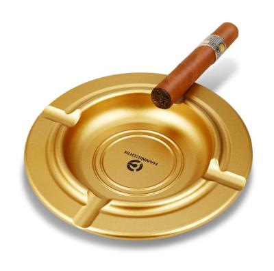 China Fashionable Outdoor Cigar Cigarette Ashtray 4 Slot Cigar Holder Metal Cigar Ashtray for sale