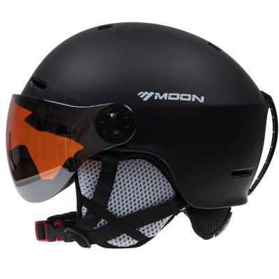 China With Force Collar MOON in Black Removable Stock Fleece Liner and Safety-Certified Ear Pads Snow Helmet for Men's Ski Helmet with Lenses for sale