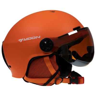 China New Design Durable Snow Helmet Integrative Model With Magnetic Ski Glasses Fashion for sale