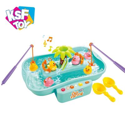 China Funny Electronic Rotating Light/Spinning Water Play Kids Music Summer Fishing Toy Set With Music Light for sale