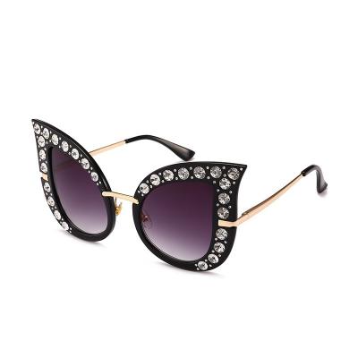 China Trendy Faux Stone Retro Women Glass Sunglasses Fashion Stud Shape Sun Glasses Shades 2021 Sun Glasses for sale