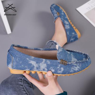 China Women's Flats Casual Shoes Pregnant Women Loafers Suede Jeans Large Size Lazy Casual Lightweight Canvas Flat Bottom for sale