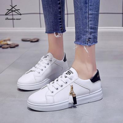 China Women's White Women's Casual Sneakers Tassel Ladies Sport Ladies Lightweight Wholesale Women's Casual Lace Up Running Shoes Sneaker for sale