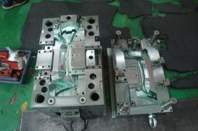 China Multi - cavity precision Custom Injection Molding , plastic injection mould for sale