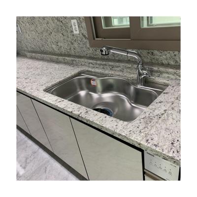 China Contemporary White Pink Granite Countertops for sale